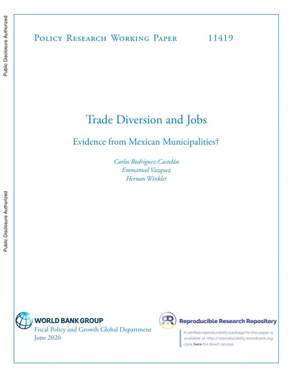 Trade Diversion and Jobs: Evidence from Mexican Municipalities封面