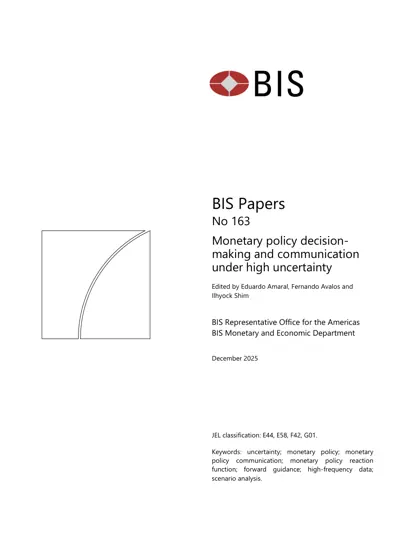 Monetary policy decision-making and communication under high uncertainty封面